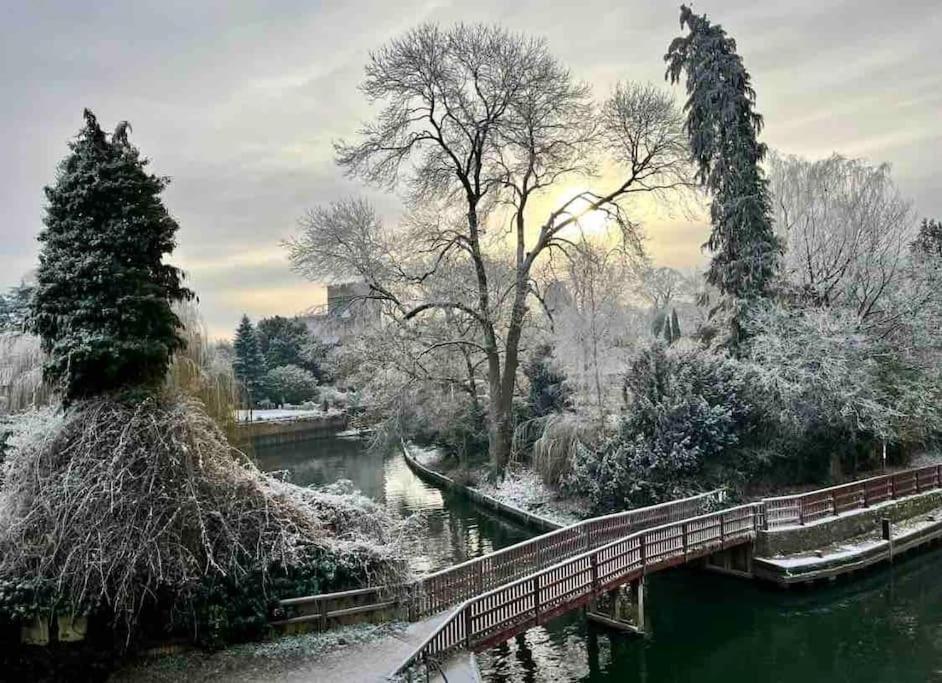 Linden Suite Goring Zewnętrze zdjęcie